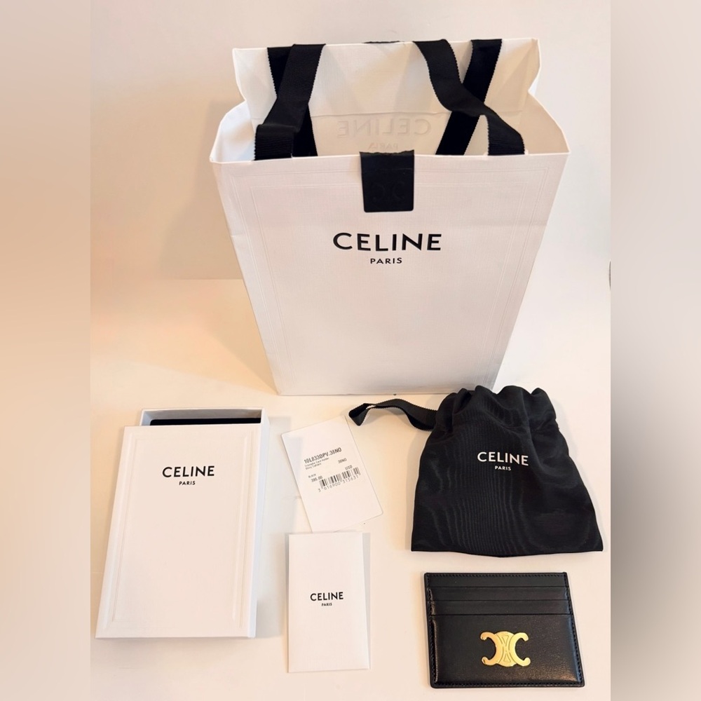 Celine Triomphe card holder in black skinny calfskin